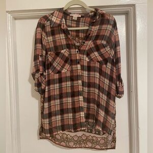 Band of gypsies plaid red, maroon and floral‎ top size Small